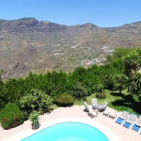 4 Bedrooms House With Shared Pool Enclosed Garden And Wifi At Tejeda Holiday home *